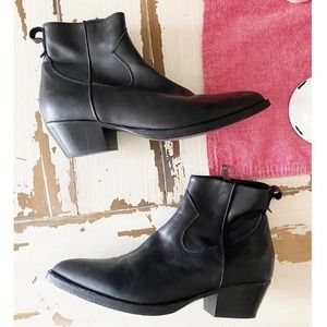 Steven Steve Madden Black Leather Ankle Pointed Toe Block Heel Booties Size 9